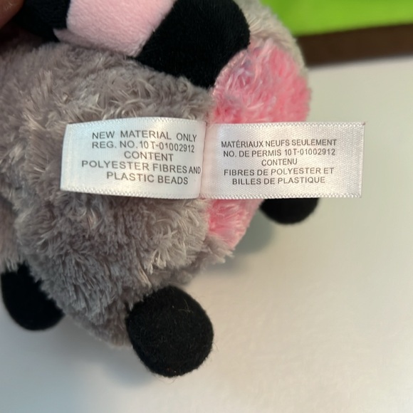 TY Beanie Boos Rocco the Raccoon 9” Plush - Picture 6 of 9